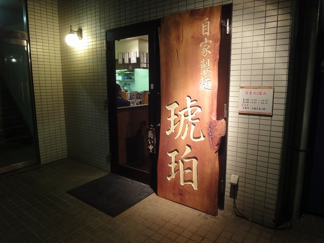 002.jpg