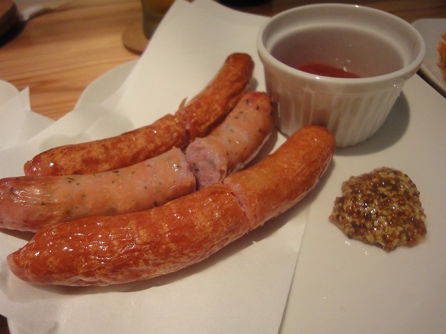 050.jpg